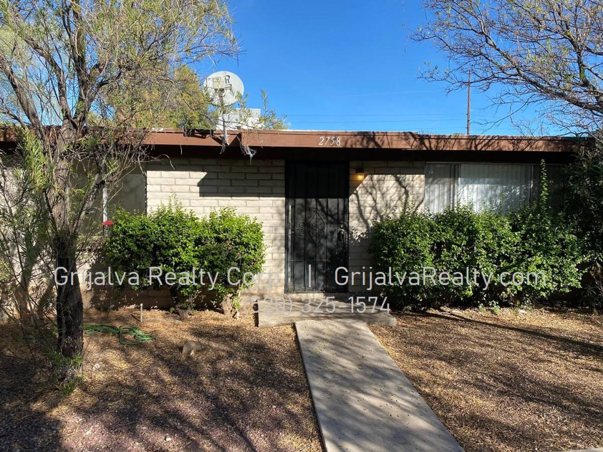 Apartment for rent at 2750 N Fair Oaks, Tucson, AZ 85712