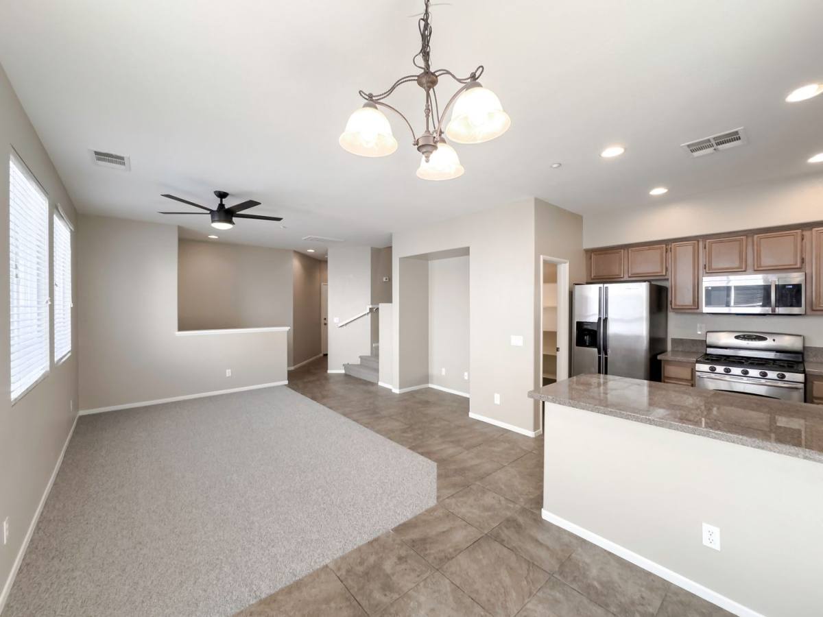 Townhouse for rent at 25265 Windy Cove, Murrieta, CA 92562