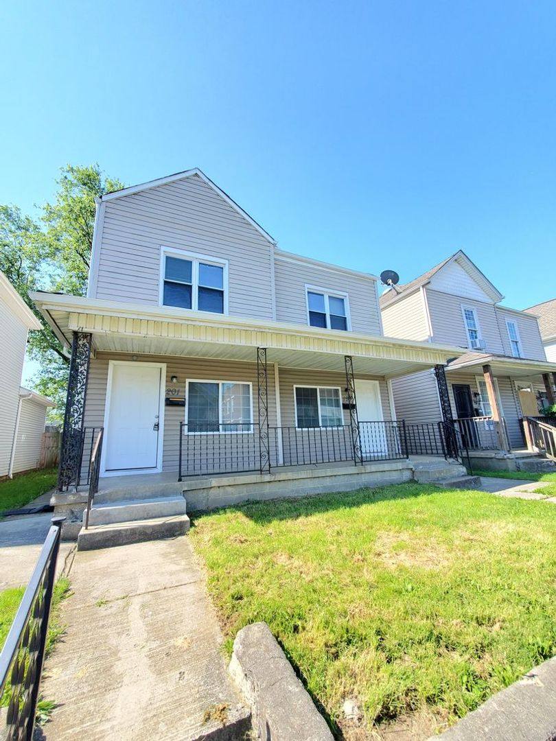 Apartment for rent at 199-201 E Innis Ave, Columbus, OH 43207