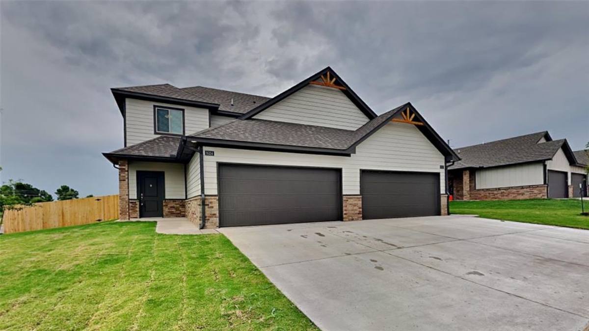 House for rent at 9348 NW 124th St, Yukon, OK 73099
