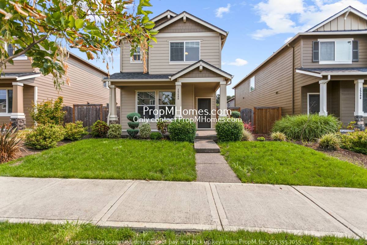 House for rent at 15488 SW Applewood Lane, Portland, OR 97224