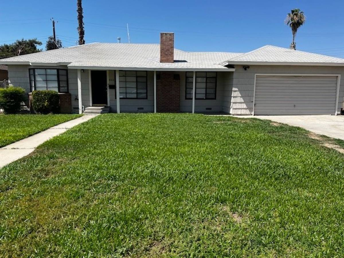 House for rent at 4414 Fishering Dr, Bakersfield, CA 93309