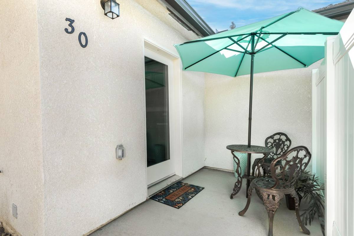Apartment for rent at 750 Aberdeen St, Tulare, CA 93274