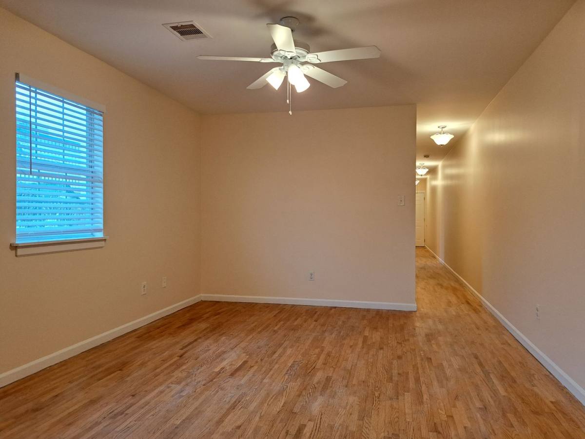 Apartment for rent at 2509-11 Gravier, New Orleans, LA 70119