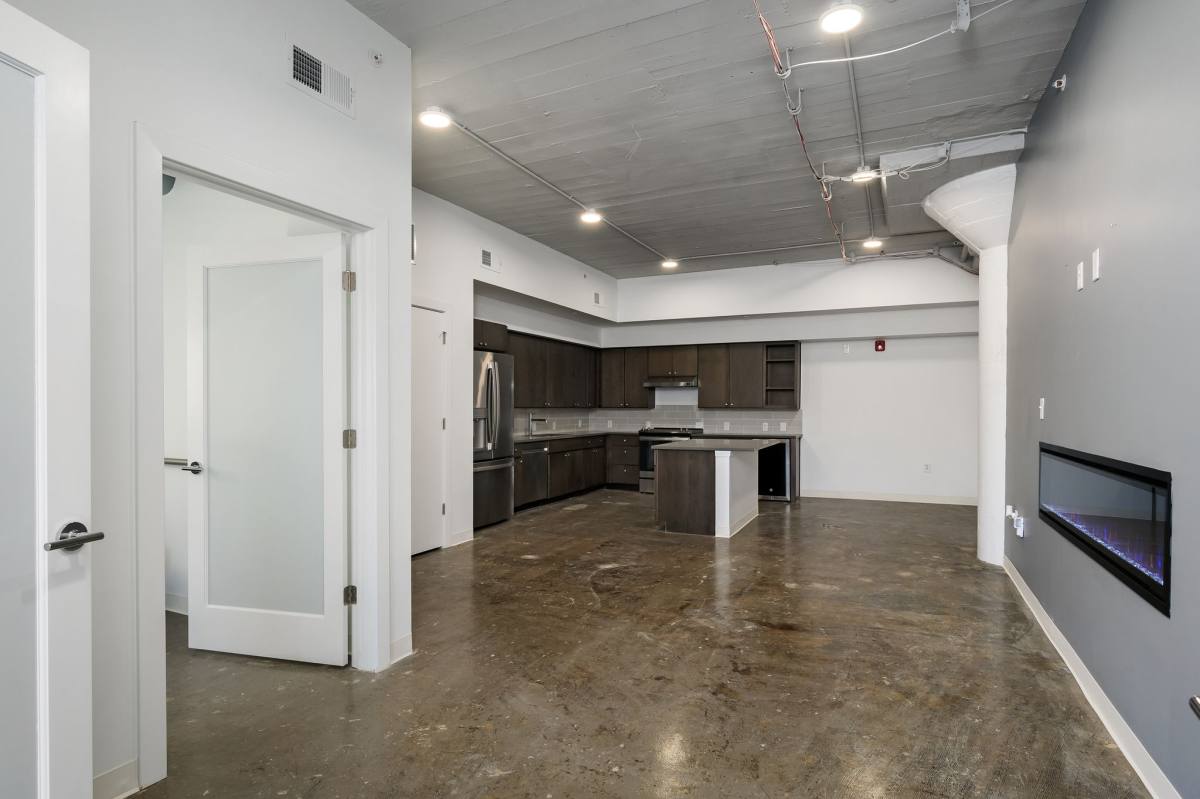 Apartment for rent at 3829 Main St, Kansas City, MO 64111