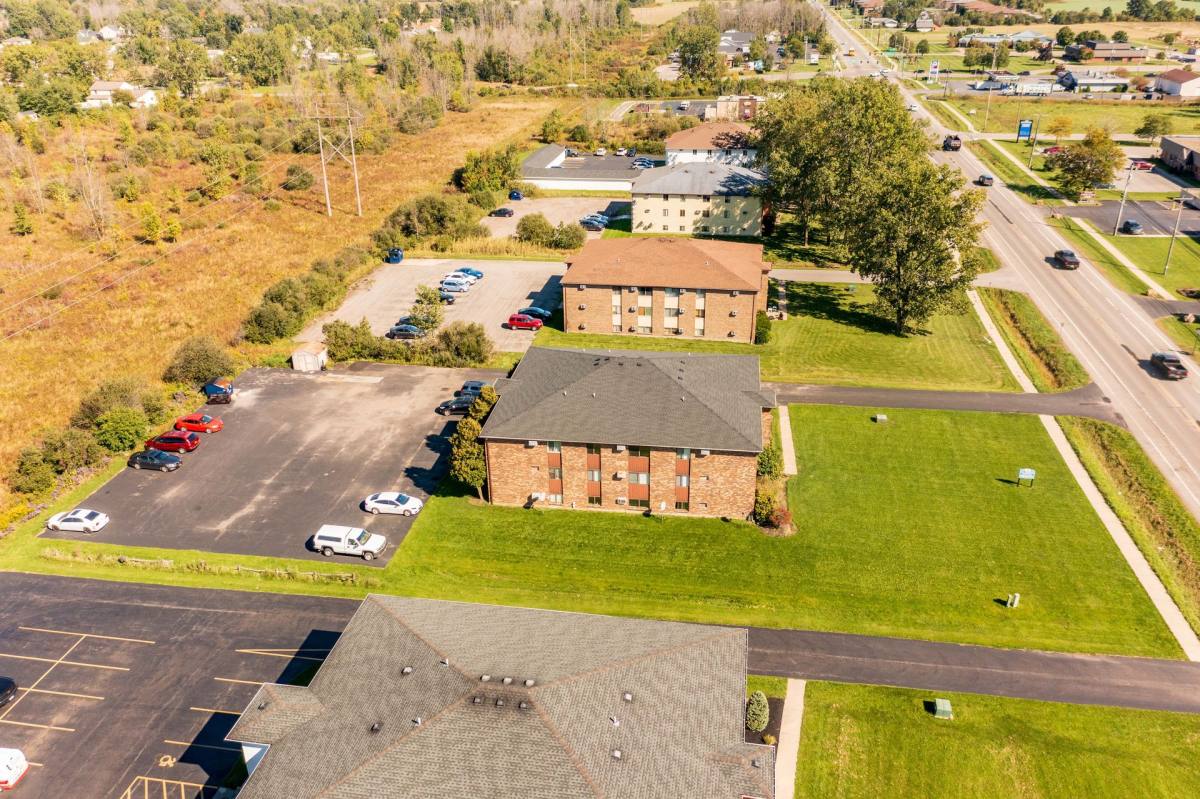 Apartment for rent at 6367 Robinson Rd, Lockport, NY 14094