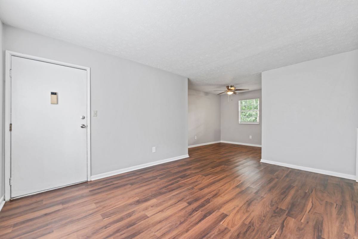 Apartment for rent at 12511 E Orell Rd, Louisville, KY 40272