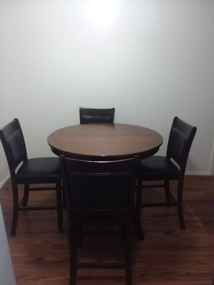 Apartment for rent at 1621 N 13th St, Frederick, OK 73542