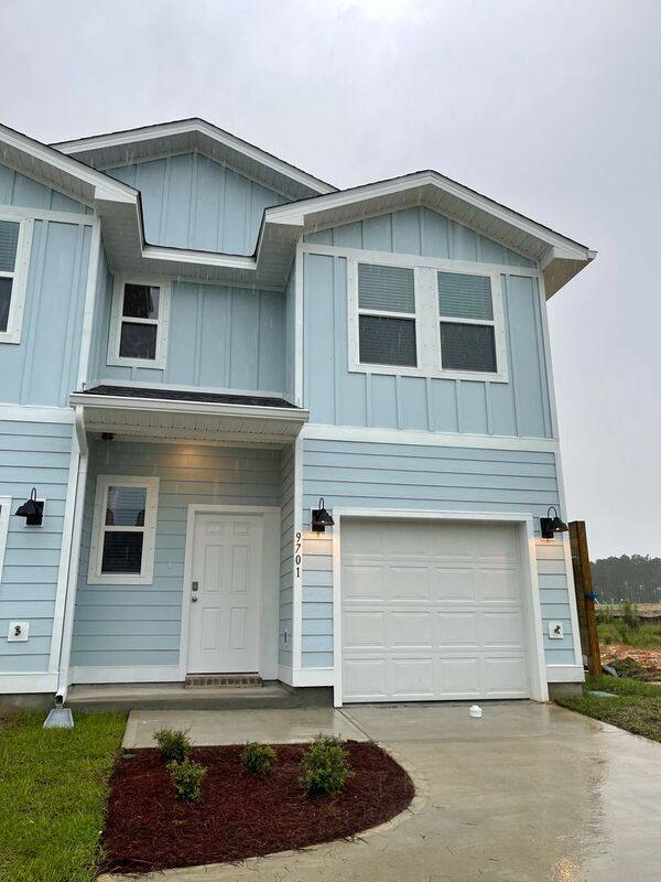 Townhouse for rent at 9701 Nature Creek Blvd, Pensacola, FL 32526