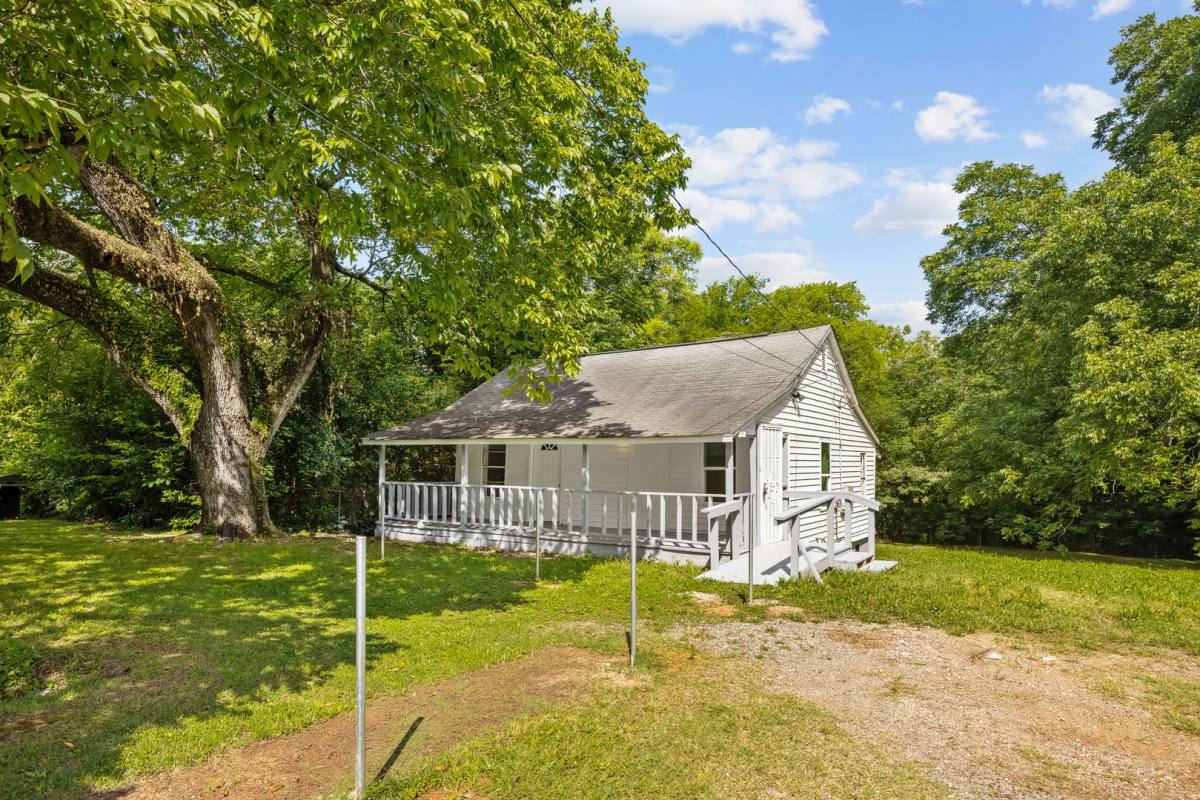 House for rent at 3230 Arlington Ave, Bessemer, AL 35020