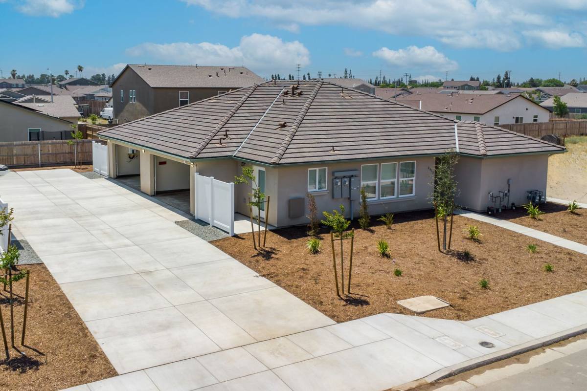 Condo for rent at 2485 Oakmont Circle, Tulare, CA 93274