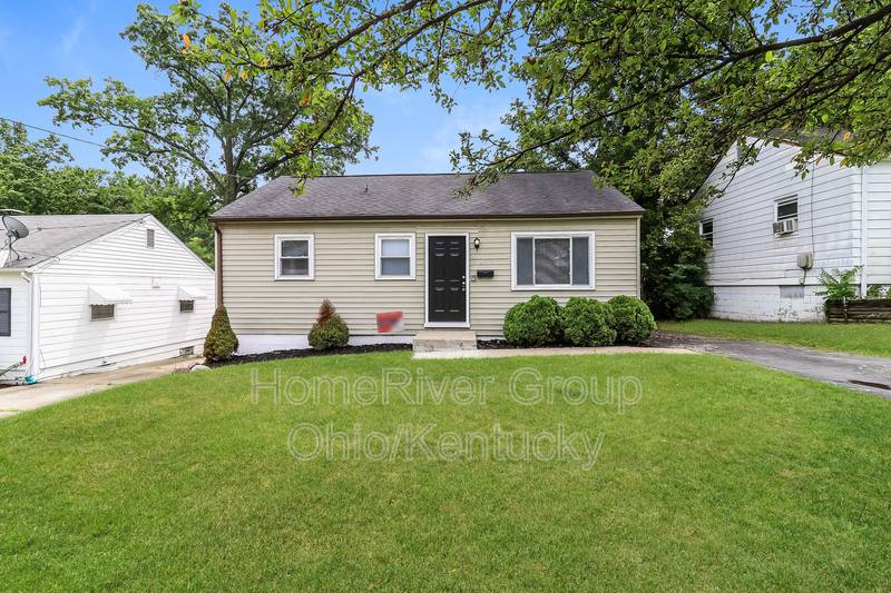 House for rent at 1821 Catalpa Ave, Cincinnati, OH 45239