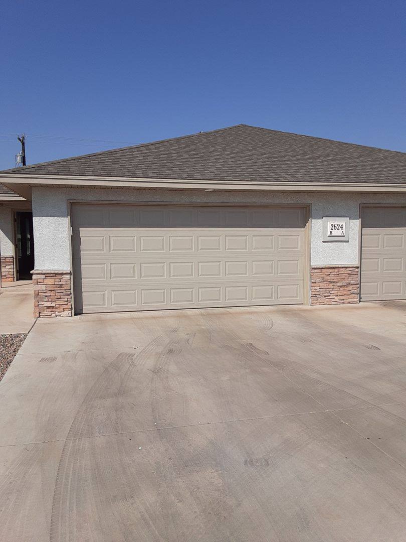 Apartment for rent at 2624 E 14th St, Clovis, NM 88101