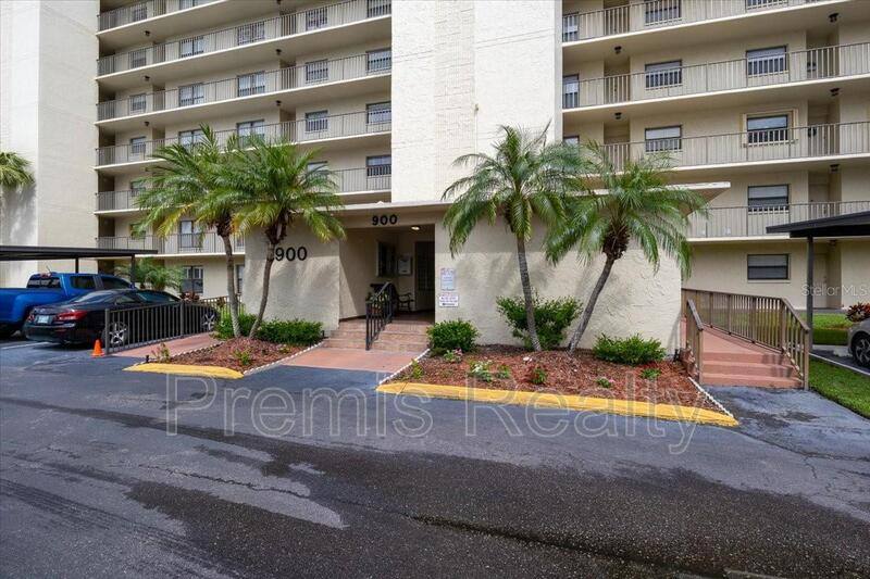 Condo for rent at 900 Cove Cay Dr #2D-1, Clearwater, FL 33760