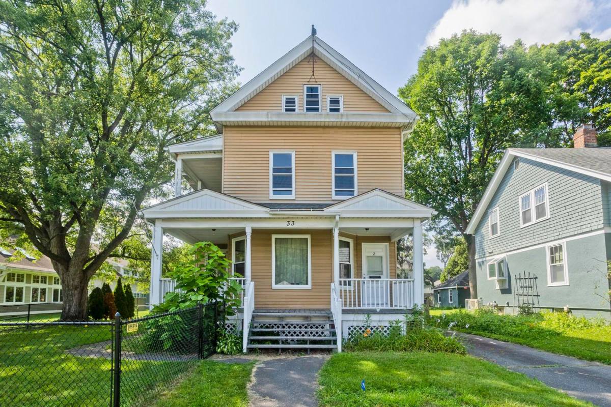 Apartment for rent at 33 Noble St, Westfield, MA 01085