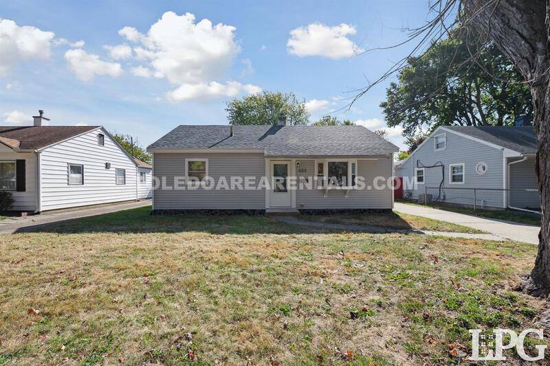 House for rent at 433 Mayfair Blvd, Toledo, OH 43612