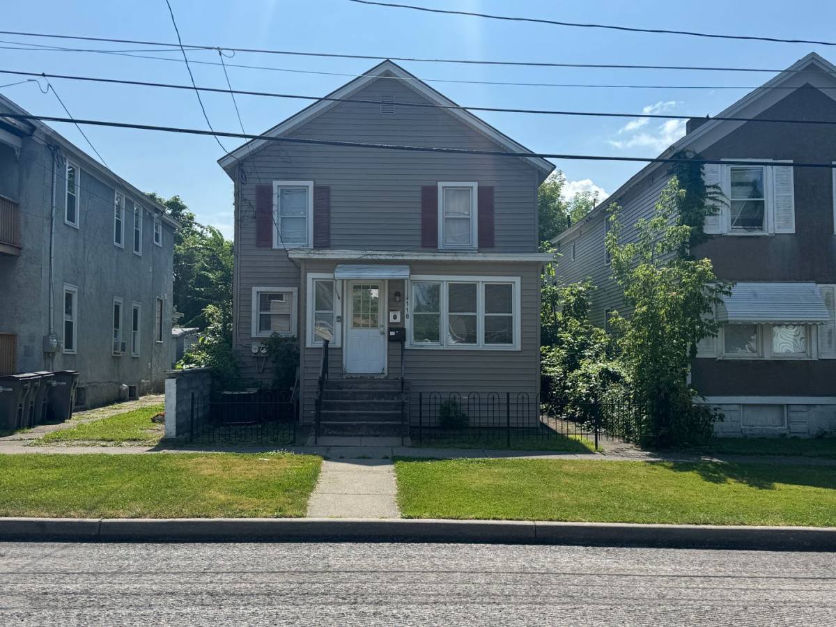 Apartment for rent at 110 Third St, Rome, NY 13440