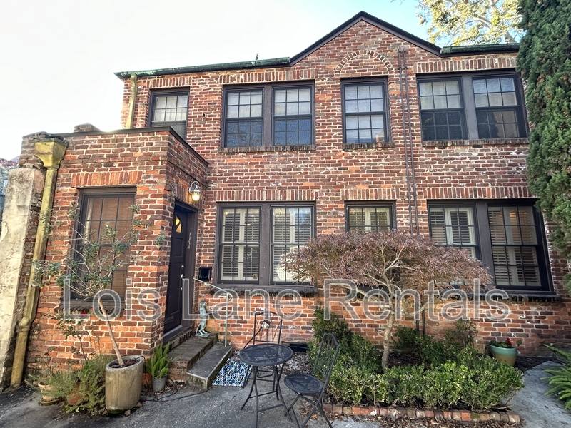 Apartment for rent at 117 Church St #A, Charleston, SC 29401