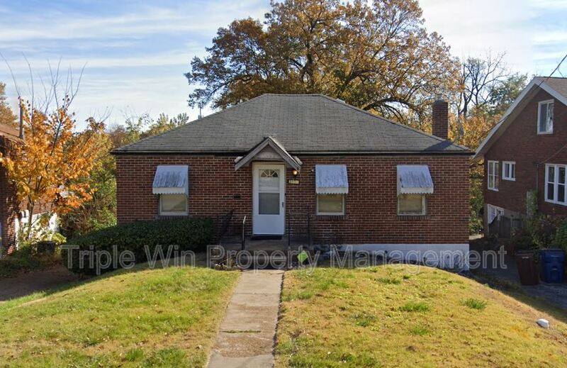 House for rent at 3110 Calvert Ave, Saint Louis, MO 63114