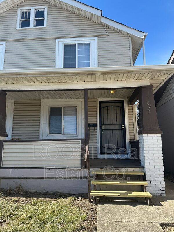 Apartment for rent at 1871-1873 Cleveland Ave, Columbus, OH 43211