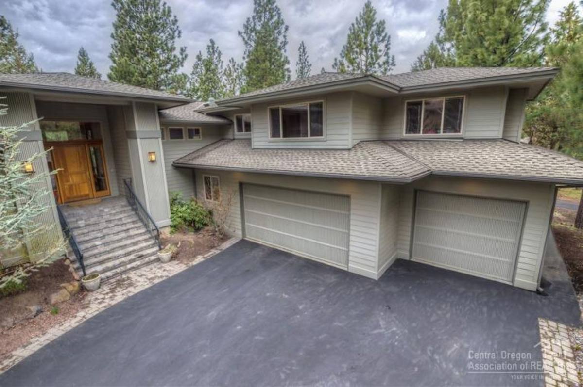 House for rent at 3361 NW McCready Dr, Bend, OR 97703