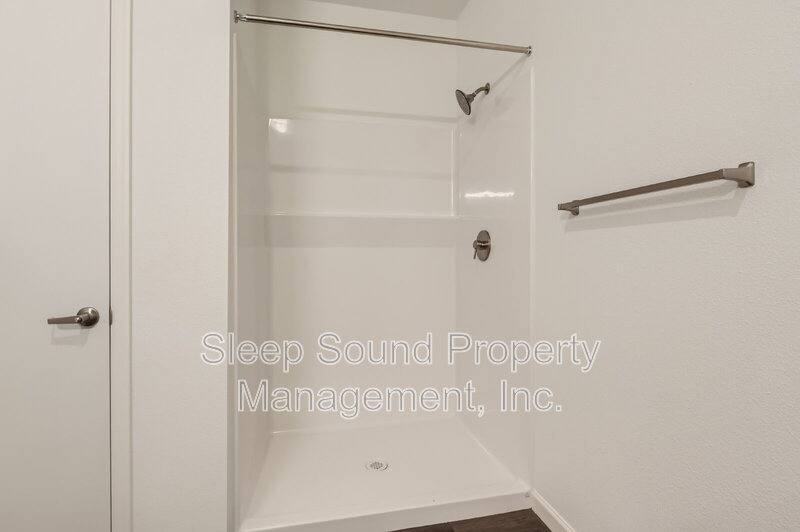 Apartment for rent at 2171 N Rosa Parks Way #204, Portland, OR 97217