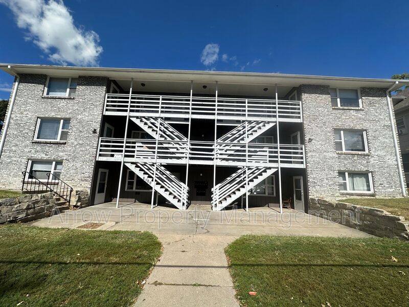Apartment for rent at 2100 Garfield-10, Lincoln, NE 68502