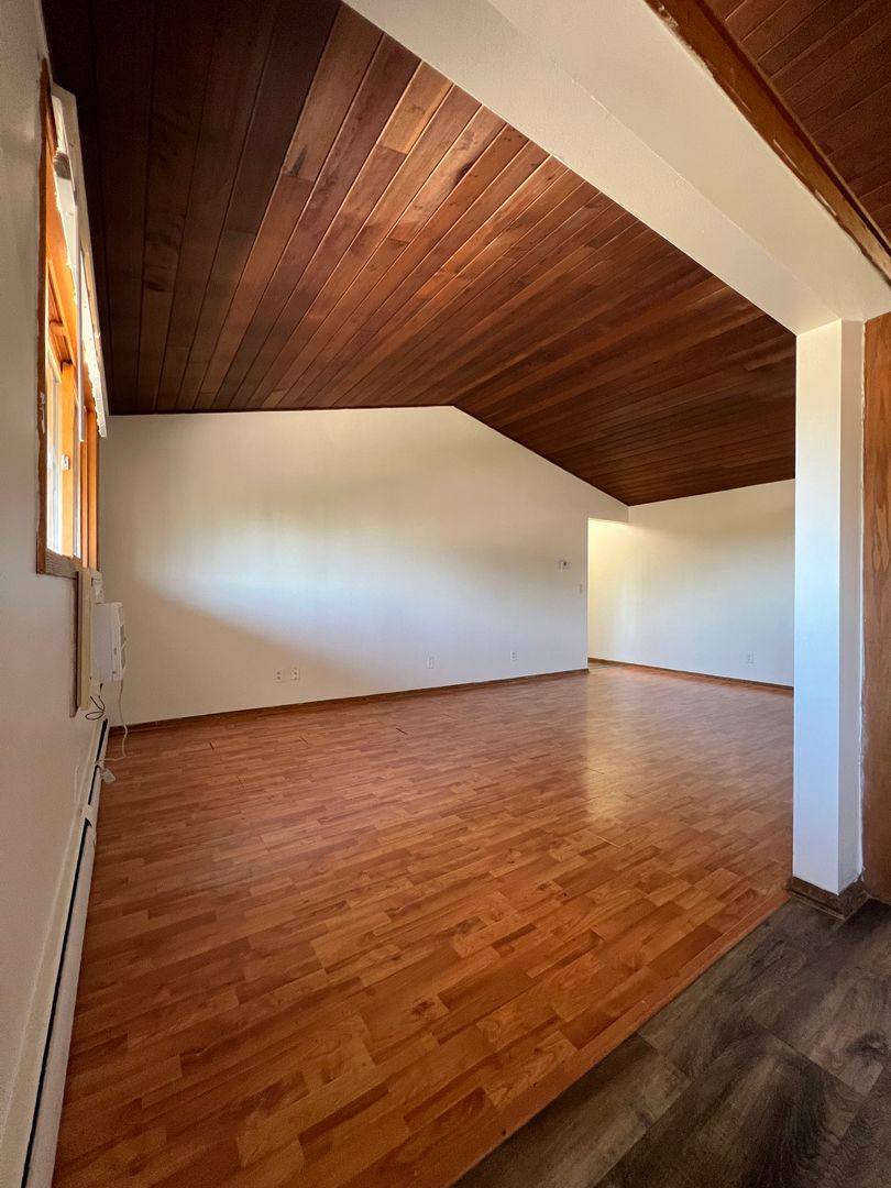Apartment for rent at 5700 S 34th Ave, Minneapolis, MN 55417