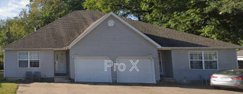 Apartment for rent at 517 E Park #B, Pittsburg, KS 66762