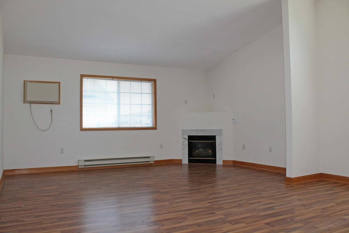 Townhouse for rent at 3500 Midvale Dr, Janesville, WI 53546