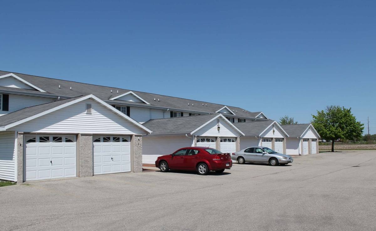Townhouse for rent at 2433 N Wright Rd, Janesville, WI 53546