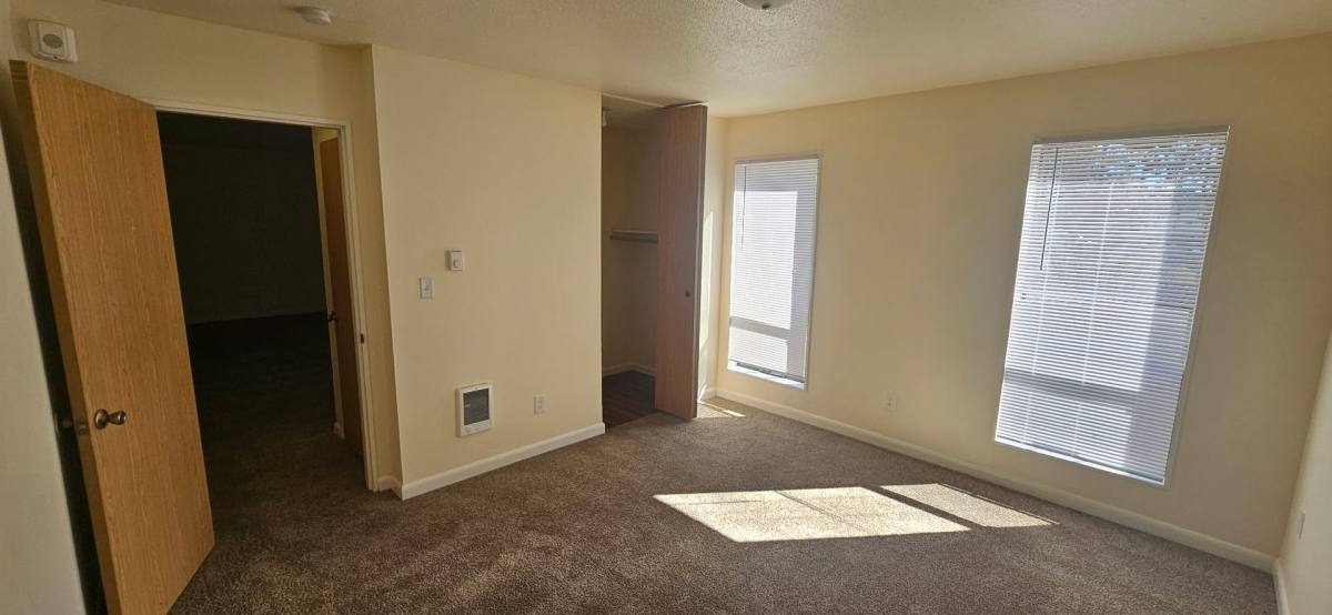 Apartment for rent at 10433 SE Kent Kangley Rd, Kent, WA 98030