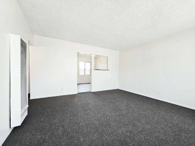 Apartment for rent at 231 E 89th St, Los Angeles, CA 90003