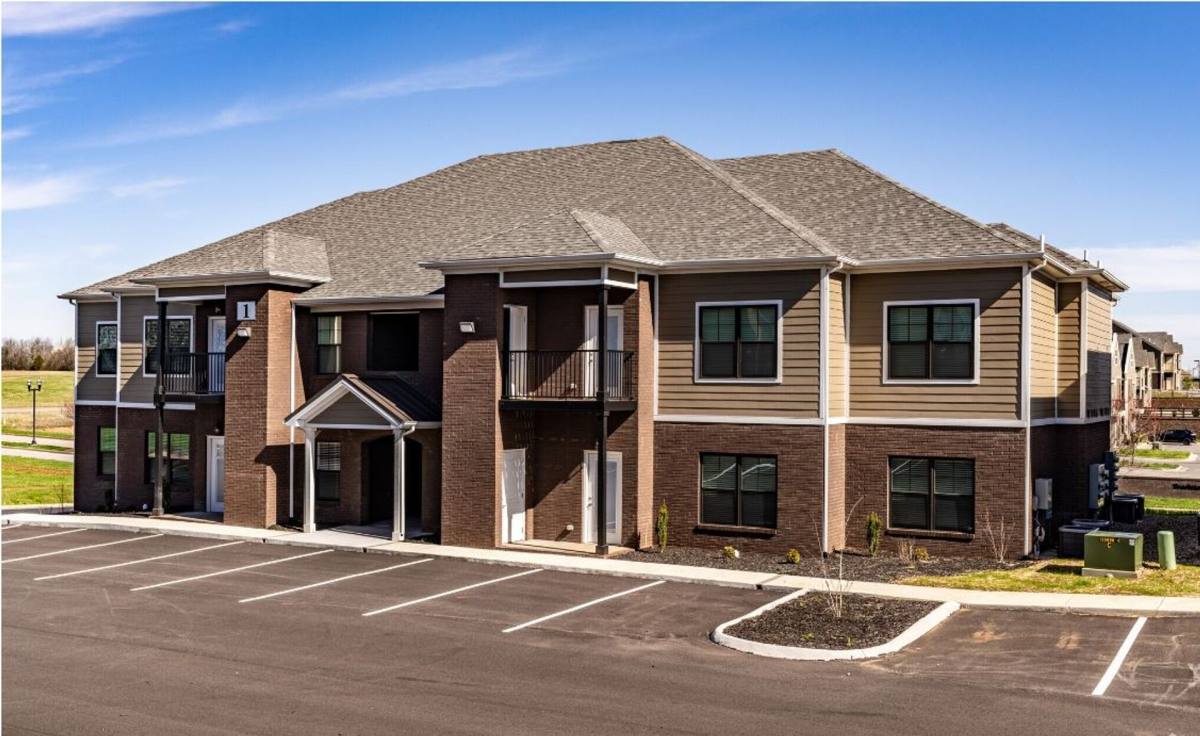 Apartment for rent at 173 Traditions Blvd, Bowling Green, KY 42103