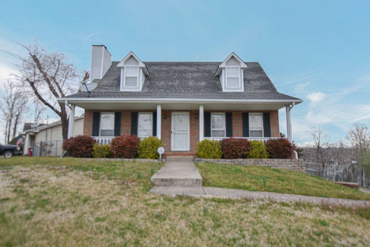 House for rent at 2021 Windmeade Dr, Clarksville, TN 37042