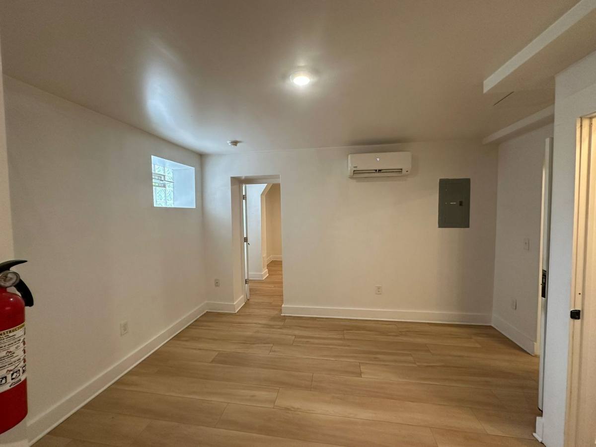 Apartment for rent at 1384-1388 W 83rd St, Cleveland, OH 44102