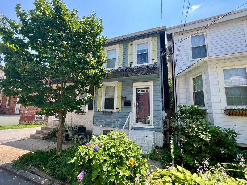 Townhouse for rent at 228 W Lafayette St, West Chester, PA 19380