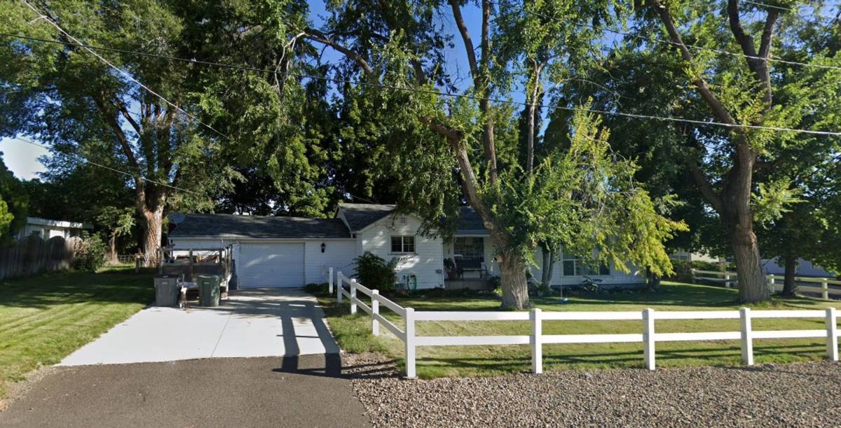 House for rent at 407 K Ave, La Grande, OR 97850