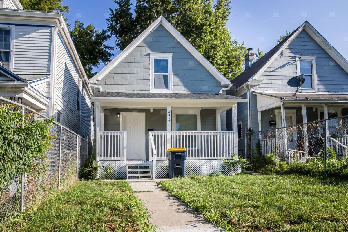 House for rent at 4312 E 10th St, Kansas City, MO 64127