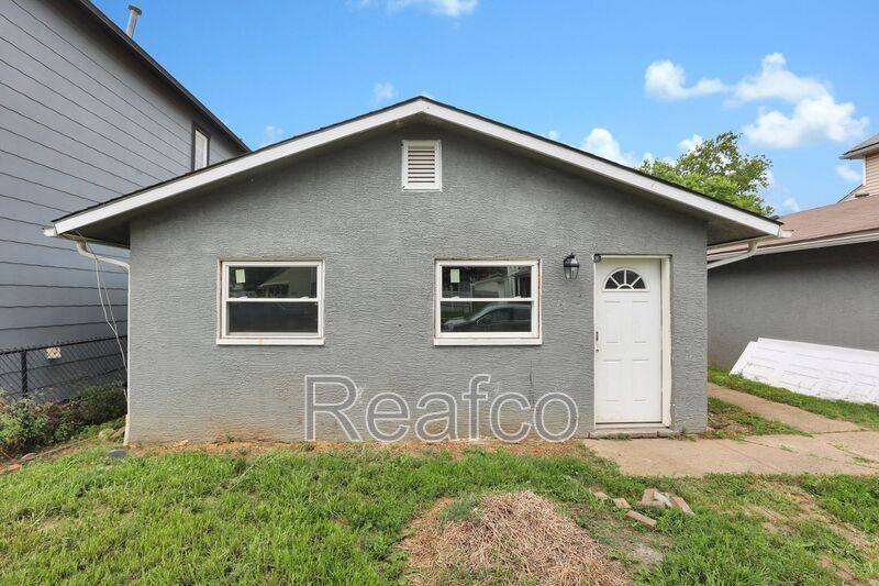 House for rent at 153 Wisconsin Ave, Columbus, OH 43222