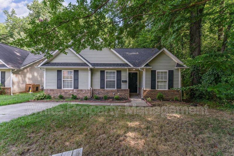 House for rent at 1900 Holly St, Charlotte, NC 28216