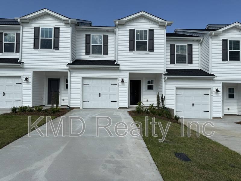 Townhouse for rent at 2100 Old Rivers Rd, Concord, NC 28027