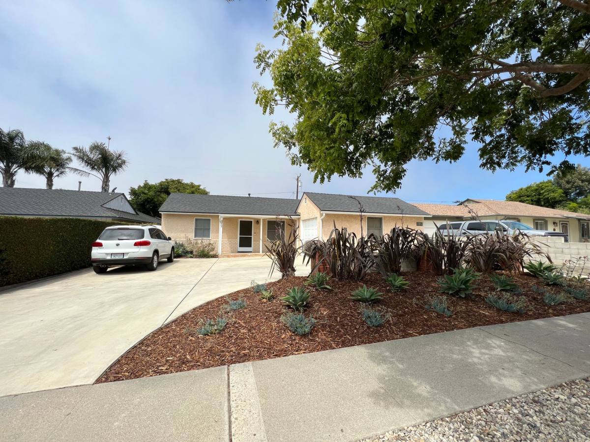 373 Eva St, Ventura, CA 93003