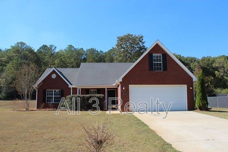 House for rent at 100 Oak Hill Dr, Covington, GA 30016