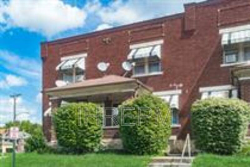 Apartment for rent at 824 Studer Ave, Columbus, OH 43206