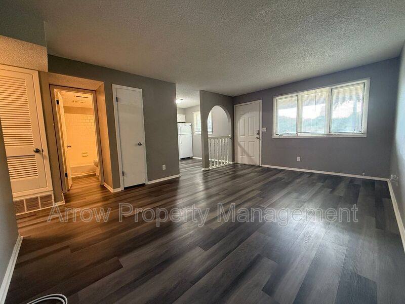 Apartment for rent at 729 H St #5, Lincoln, NE 68508