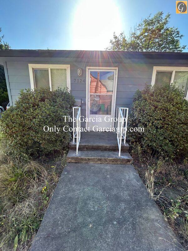 Apartment for rent at 7124 SE Lexington St, Portland, OR 97206