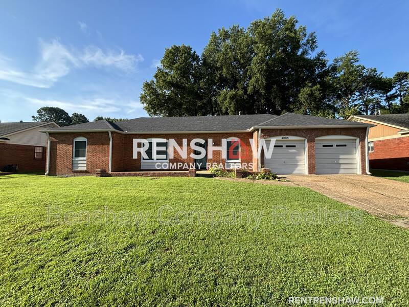 House for rent at 4985 Darlington Dr, Memphis, TN 38118