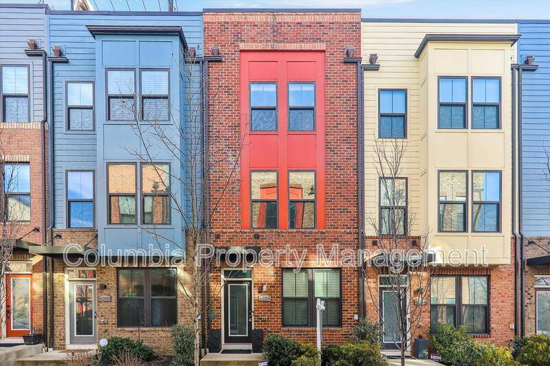 Townhouse for rent at 6206 Enquirer St, Hyattsville, MD 20782