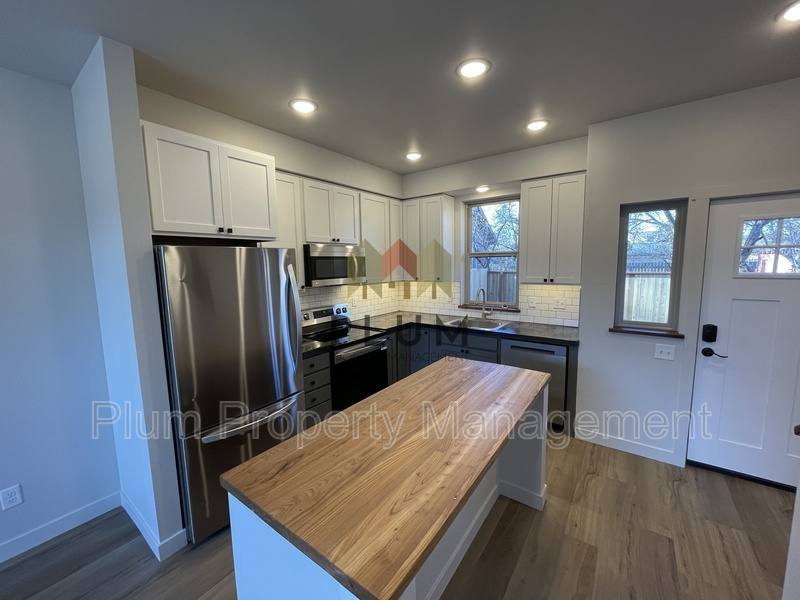 Townhouse for rent at 1125 S Catlin St #B, Missoula, MT 59801